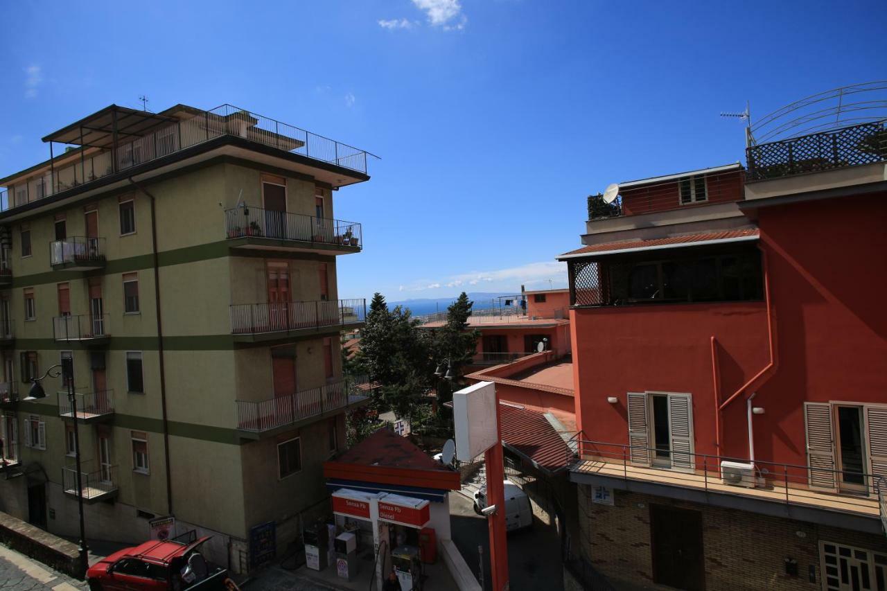 Enjoy Solemare Bed & Breakfast Casola di Napoli Ngoại thất bức ảnh